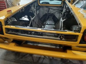 Lamborghini Diablo repainting progress