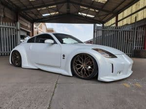 Veilside Nissan 350Z customisation side