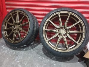 Aston Martin DB9 wheels repainting