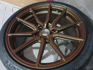 Aston Martin DB9 wheel customisation