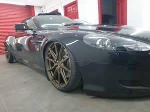 Aston Martin DB9 front wheels